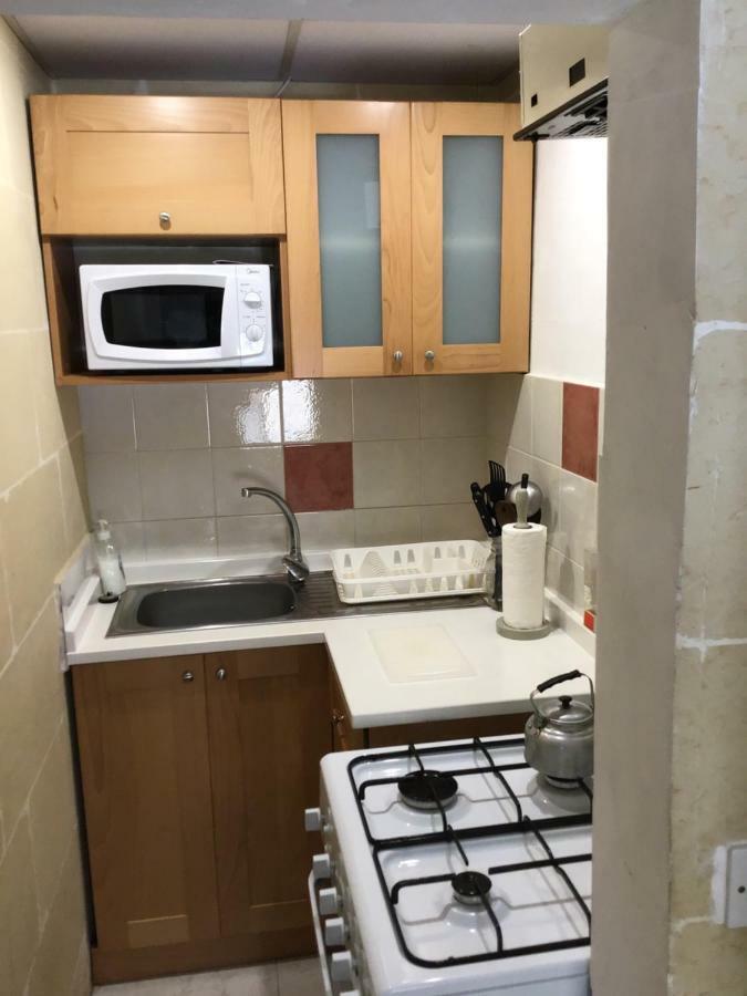 Marsalforn Studio Apartment Bagian luar foto